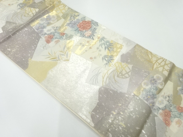 色紙に牡丹・菊・枝梅模様織出し　袋帯